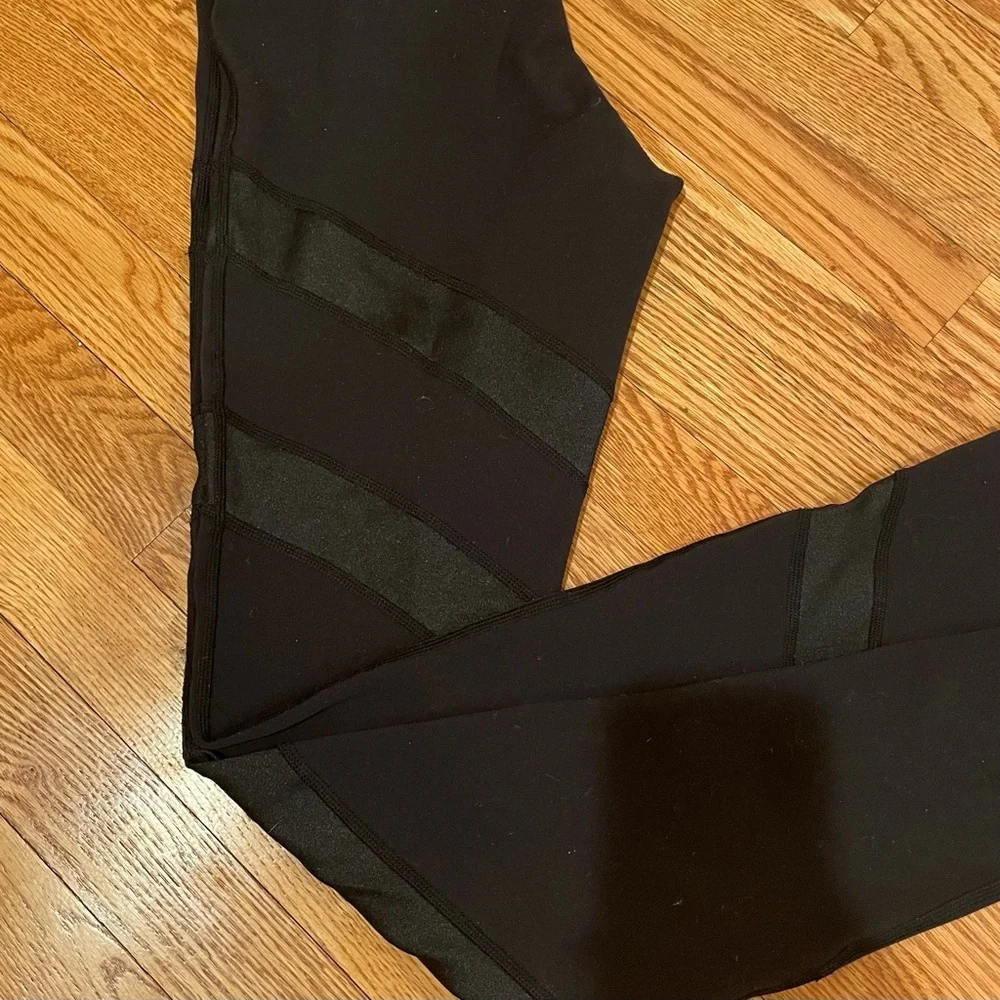 LuluLemon leggings - Picture 7 of 8